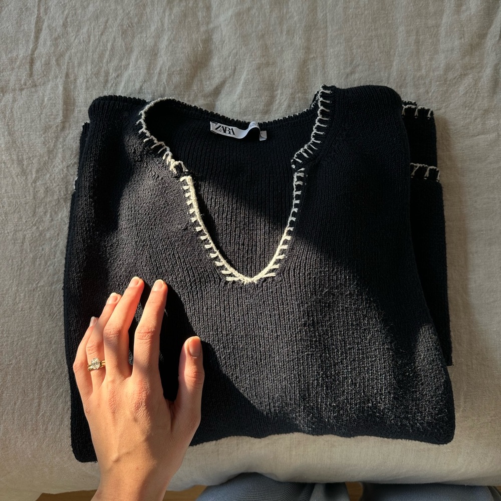 Zara Topstitched Knit Sweater